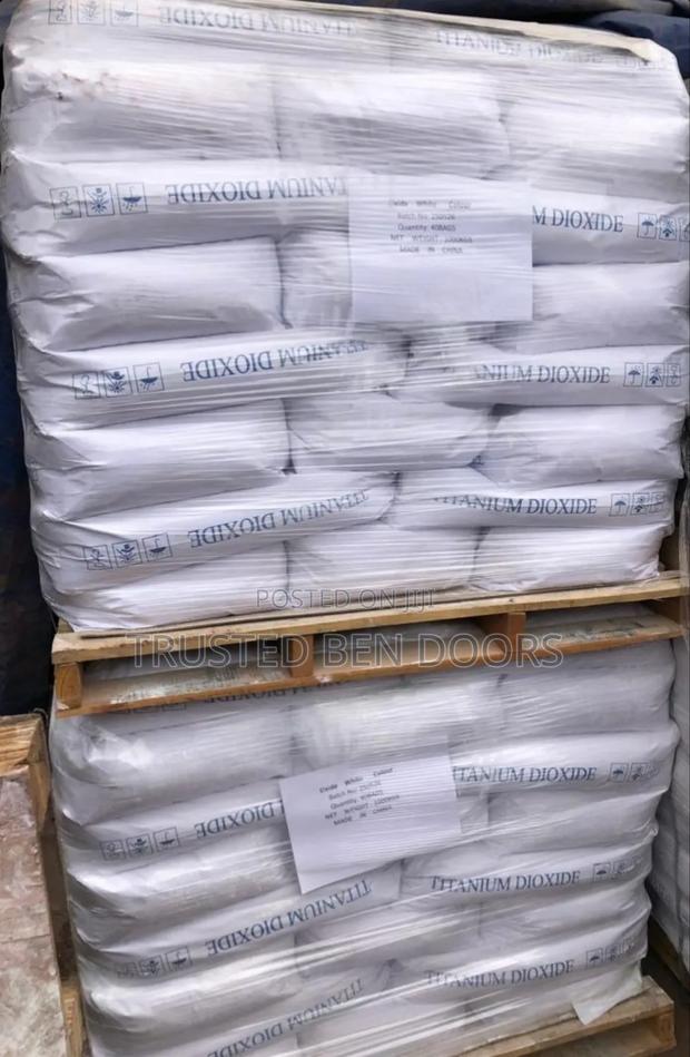 White Color Pigment Iron Oxide for Building and Construction Works · Photo 1