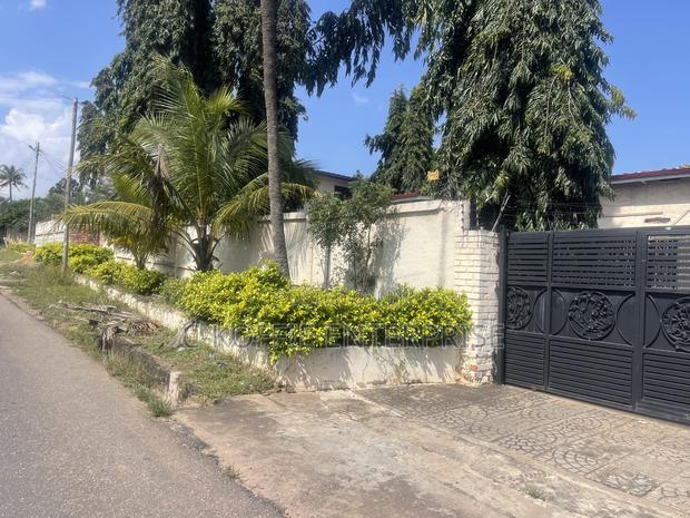 6bdrm House in Tesano, Accra Metropolitan for sale · Photo 4