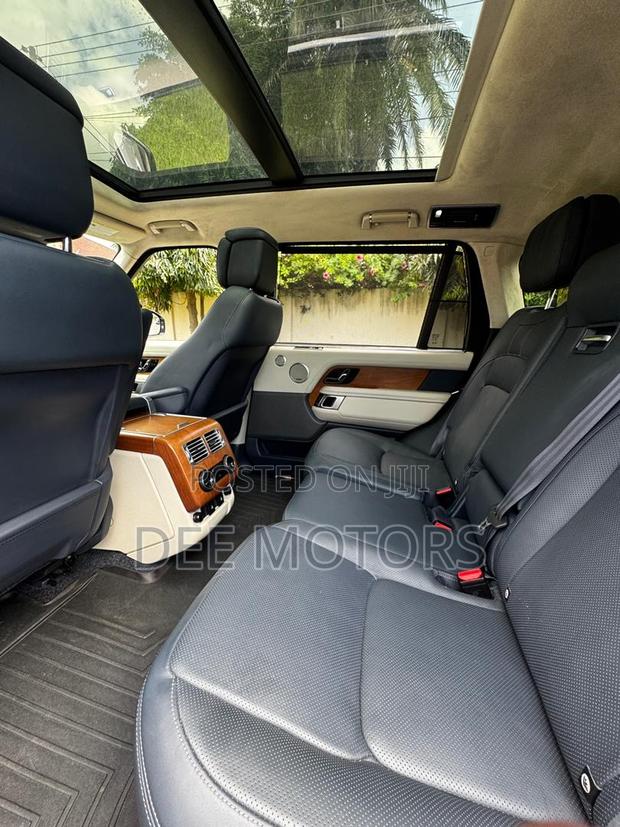 Land Rover Range Rover Vogue 2019 White · Photo 2