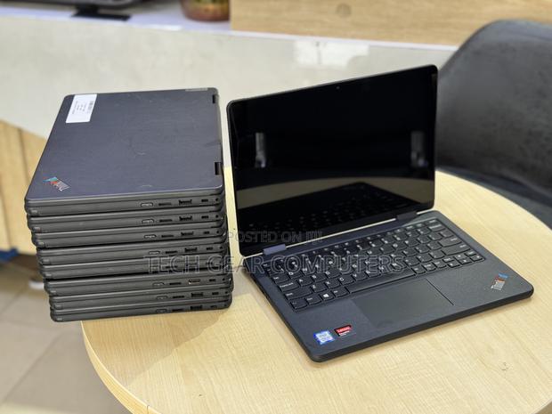 Laptop Lenovo Yoga 11e 4GB Intel Core I3 SSD 128GB · Photo 2