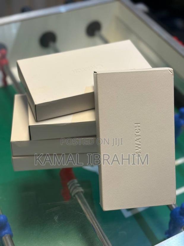 Apple Watch Ultra 2 · Photo 2