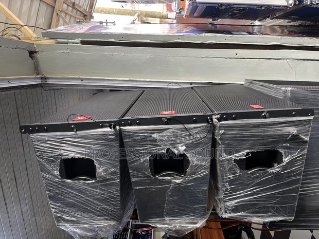 Line Array Speaker · Photo 3