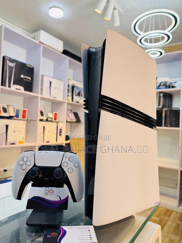 Playstation 5 Pro 2tb · Photo 2
