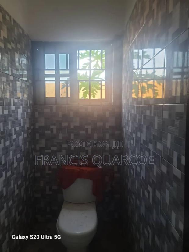 2bdrm Apartment in Agbogba Estates for rent · Photo 8