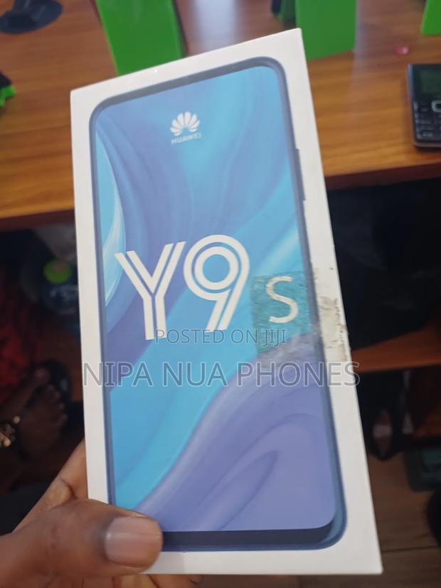 New Huawei Y9s 128 GB Black · Photo 2