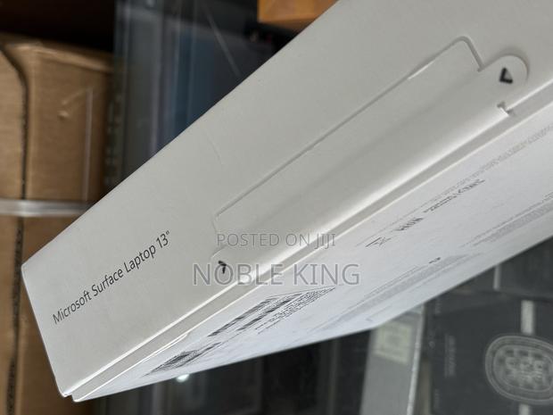 New Microsoft Surface Laptop 7 16GB Qualcomm Snapdragon X Plus 512GB · Photo 1