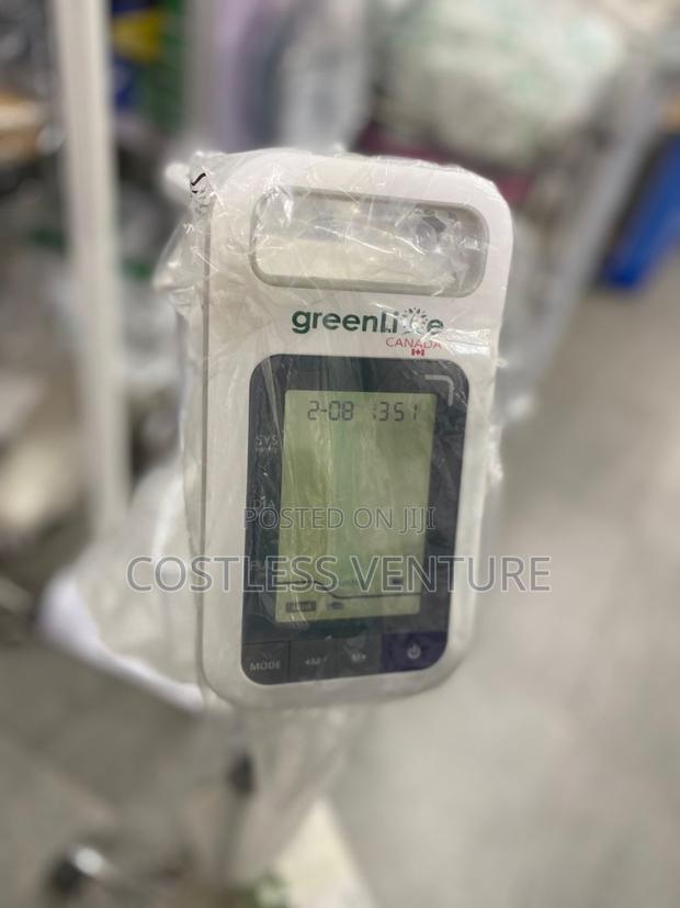 Greenlife Electronic Blood Pressure Monitor With Two Cuffs and Stand · Photo 4