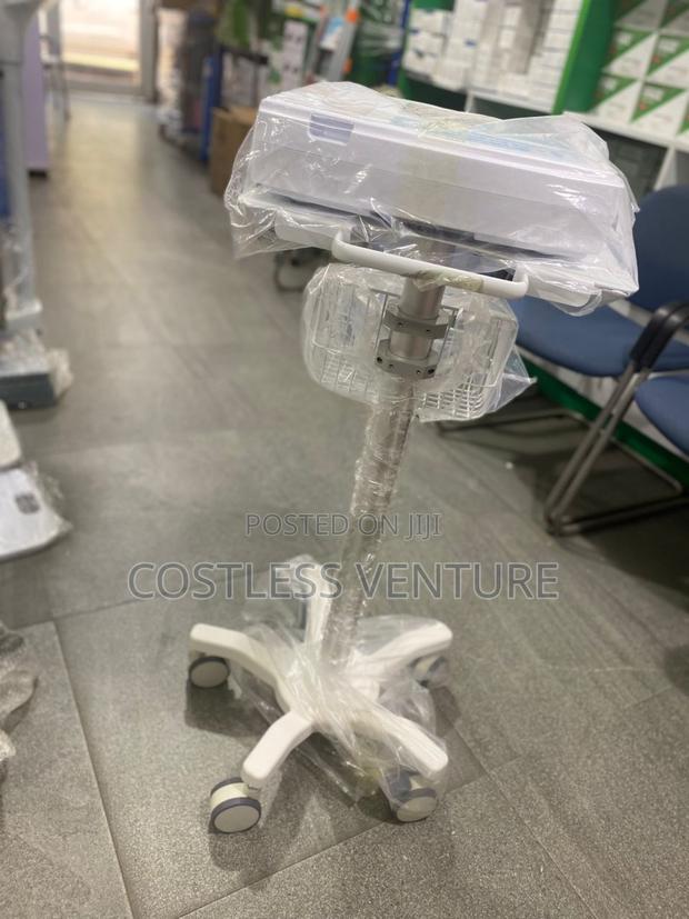 Arcziel 12 Channel Electrocardiograph With Stand · Photo 3