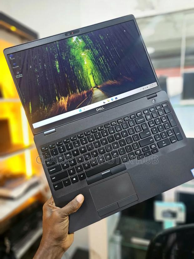 Laptop Dell Latitude E5500 8GB Intel Core i5 SSD 256GB · Photo 1