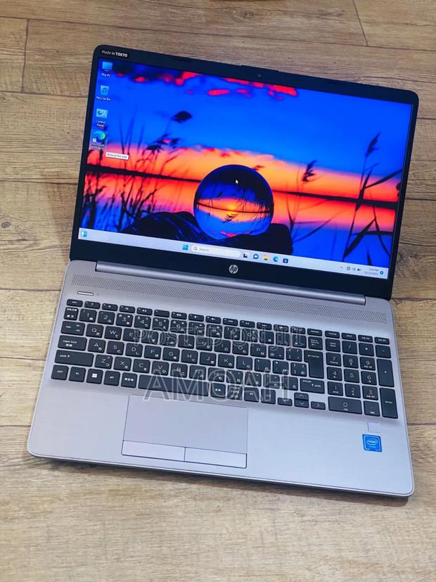 Laptop HP 250 G8 8GB Intel Pentium SSD 256GB ยท Photo 2