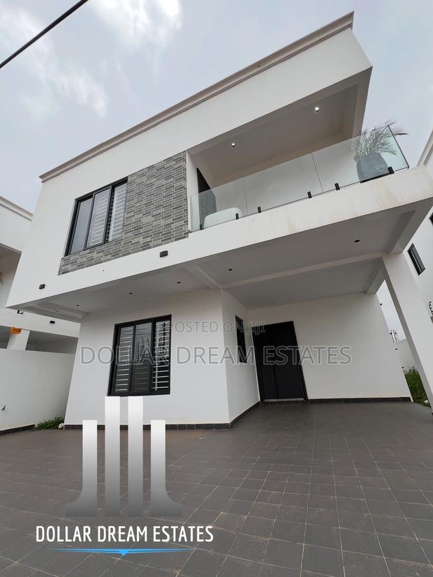 3bdrm Townhouse/Terrace in Adjiriganor for sale · Photo 2
