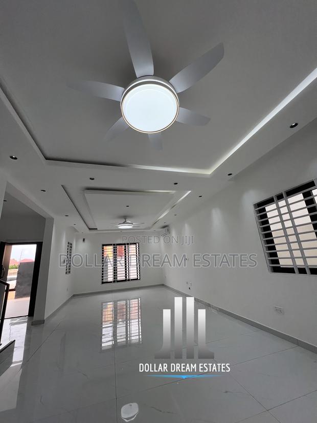 3bdrm Townhouse/Terrace in Adjiriganor for sale · Photo 8