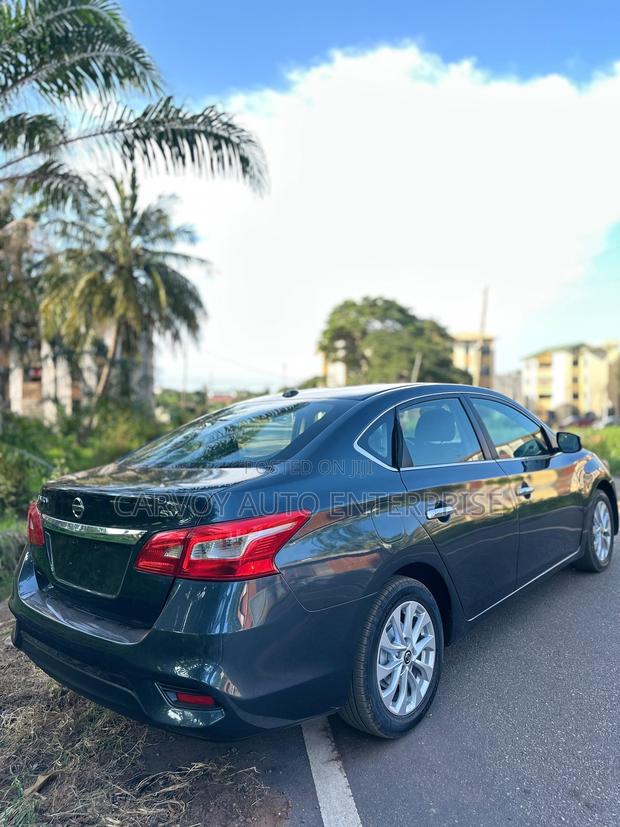 Nissan Sentra SV 2016 Blue · Photo 4