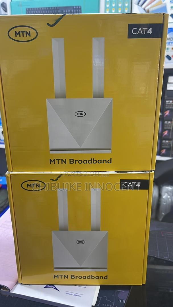4g Broadband Router · Photo 1