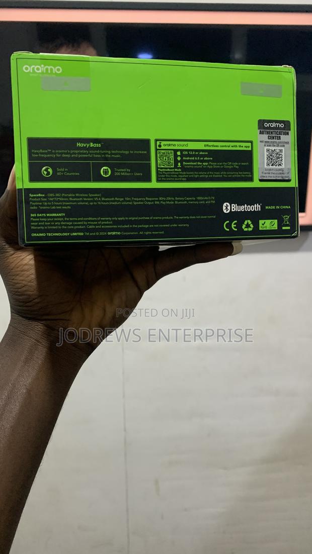 Oraimo Spacebox 8w Fm Wireless Speaker · Photo 3