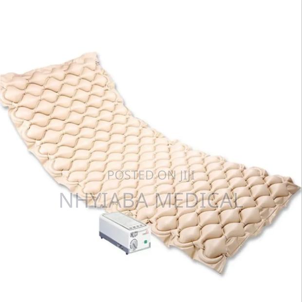 Anti Bedsores Air Bed Mattress · Photo 5