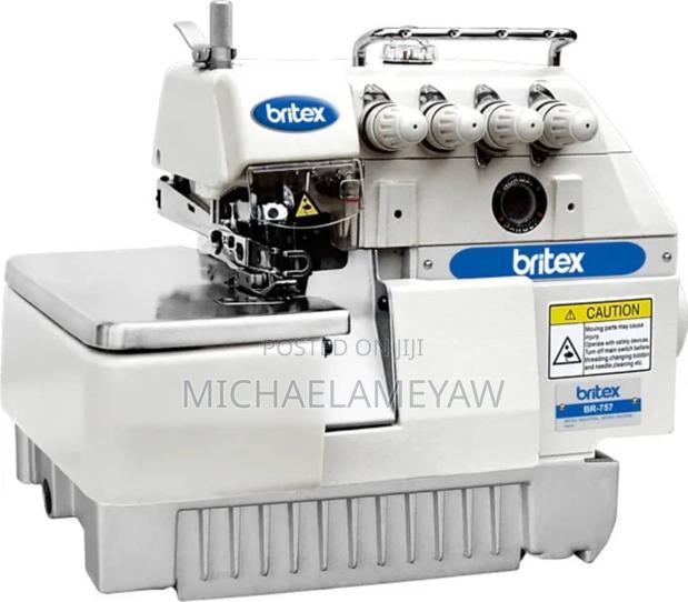 Britex 747d Overlock Knitting Machine · Photo 2