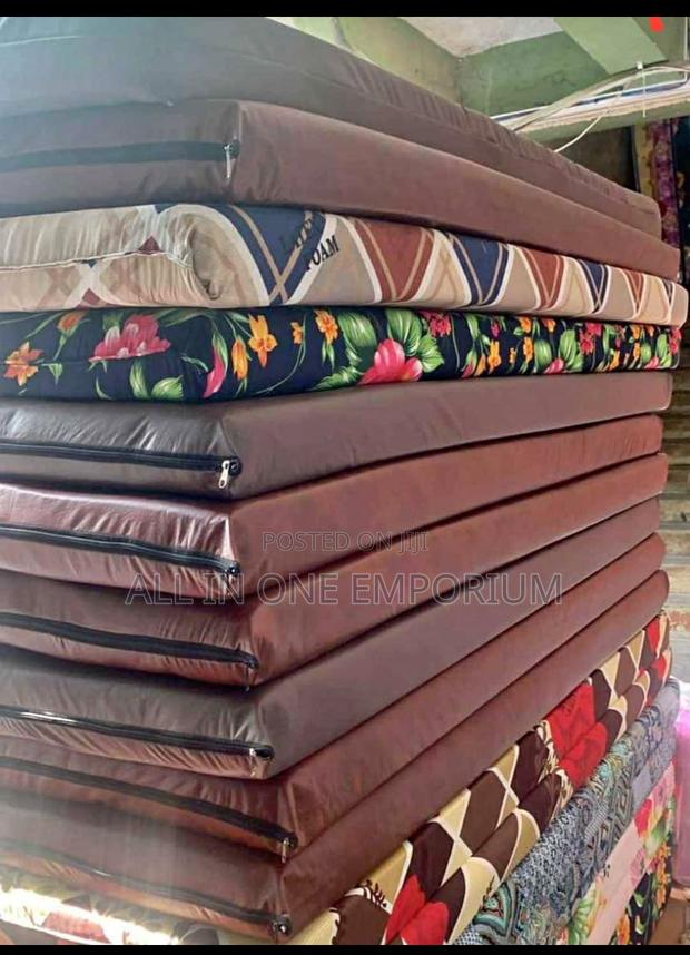 Student Mattress · Photo 1
