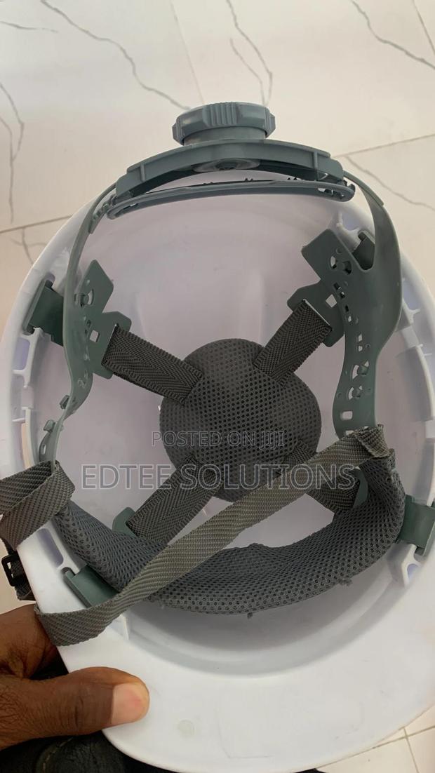 Hard Hat With Ventilation · Photo 2