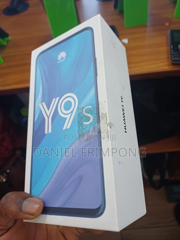 New Huawei Y9s 128 GB Black · Photo 2