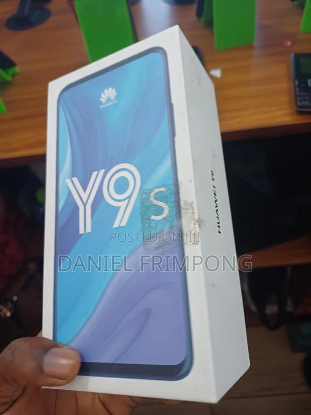New Huawei Y9s 128 GB Black · Photo 1