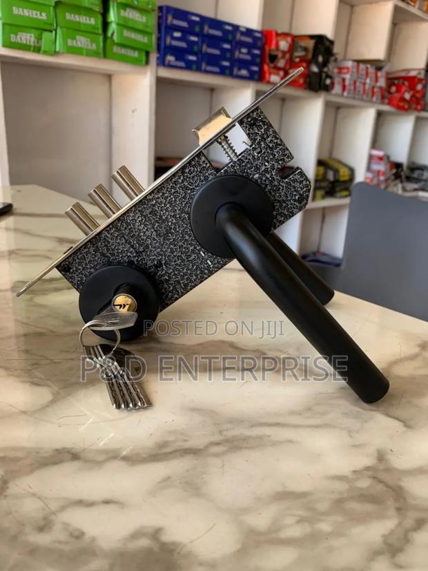 Quality Wooden Door Lock With Black Separate Handle. · Photo 2