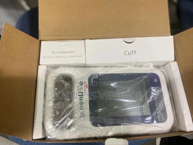 Greenlife Electronic Blood Pressure Monitor With Two Cuffs and Stand · Photo 2