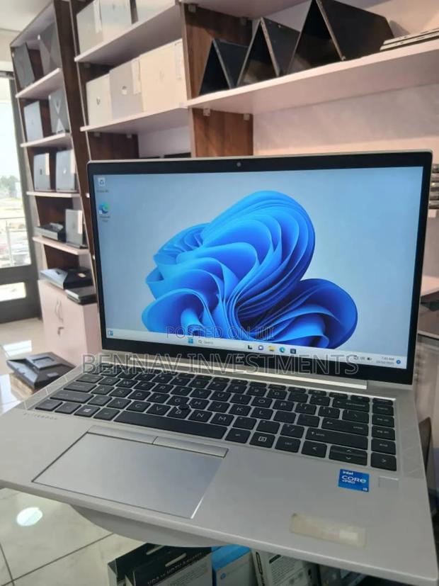 Laptop HP EliteBook 840 G8 16GB Intel Core i5 SSD 256GB · Photo 5
