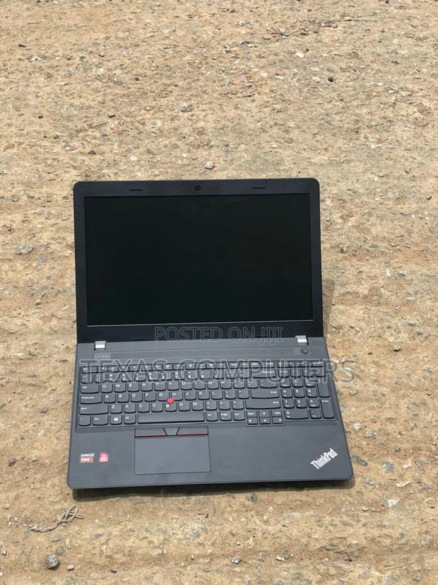 Laptop Lenovo ThinkPad E575 8GB Intel Core I7 HDD 500GB · Photo 1