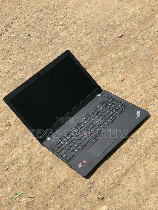 Laptop Lenovo ThinkPad E575 8GB Intel Core I7 HDD 500GB · Photo 2