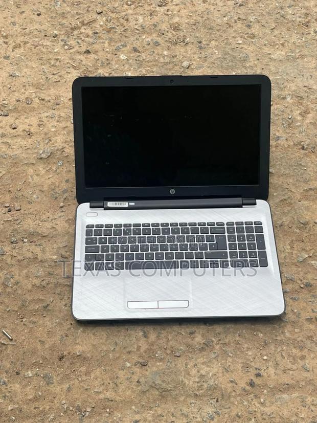 Laptop HP 15-Dw3031 8GB Intel Core I7 SSD 256GB · Photo 2