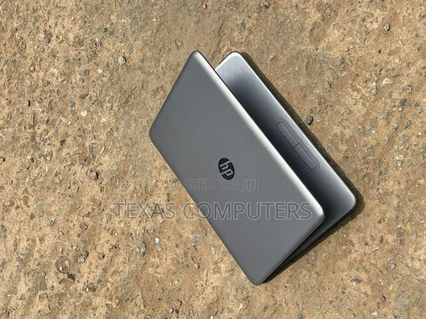 Laptop HP 15-Dw3031 8GB Intel Core I7 SSD 256GB · Photo 3