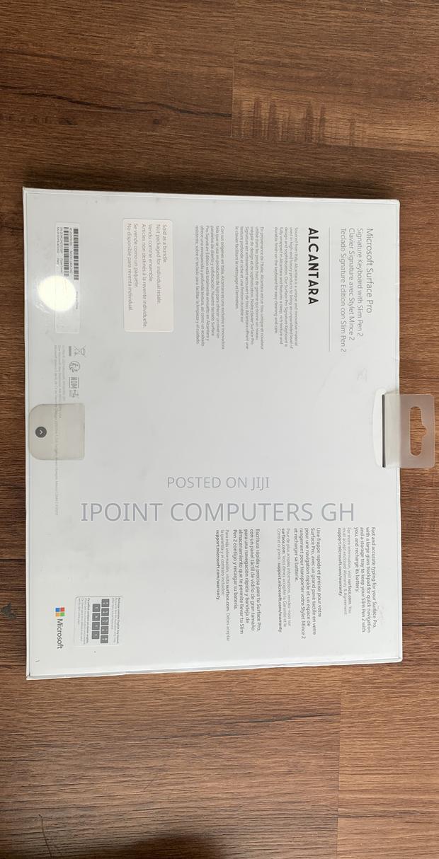 Microsoft Surface Keyboard · Photo 2