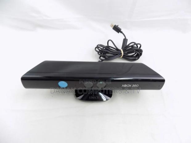 Xbox 360 Kinect Sensor · Photo 1