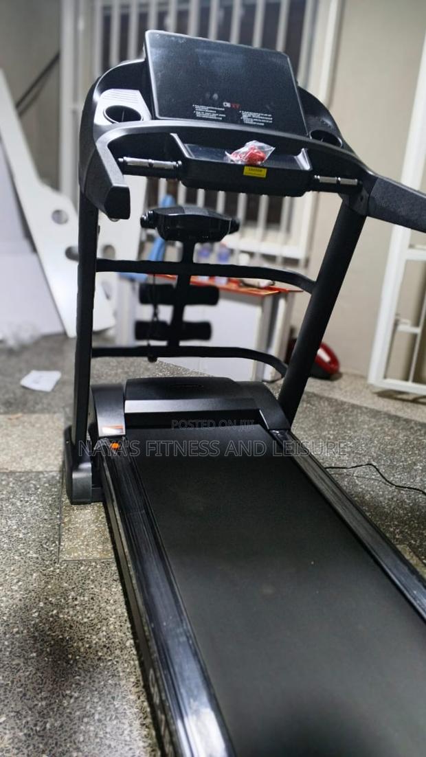 Treadmill With Massager 150kg User Weight · Photo 1