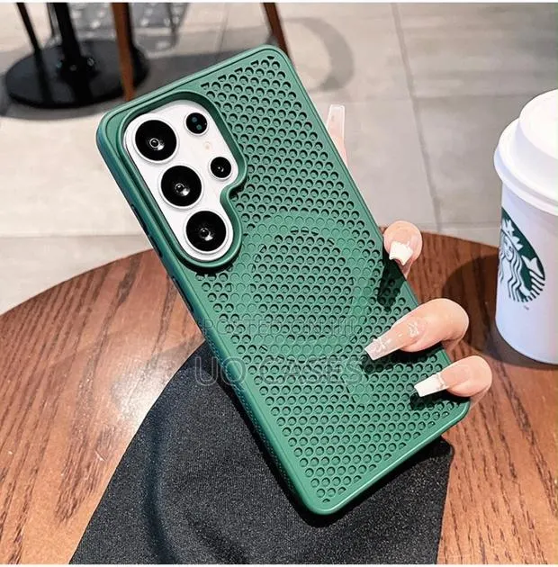 Classic Samsung Galaxy S26 Ultra Cases Available · Photo 1