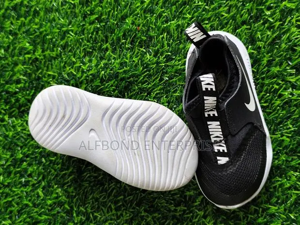 Nike Flex Runner · Photo 2