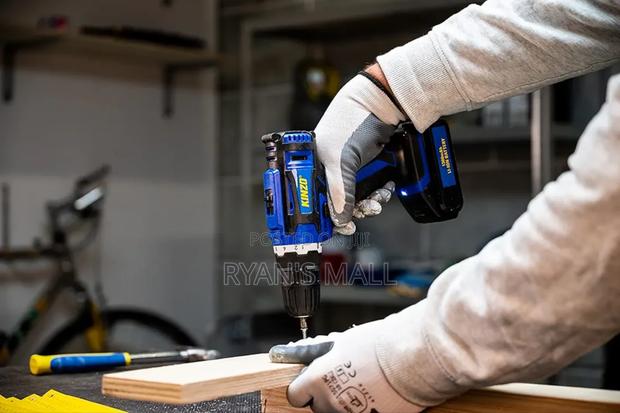 Kinzo Cordless Screw Driver From Germany · Photo 1