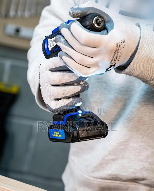 Kinzo Cordless Screw Driver From Germany · Photo 4