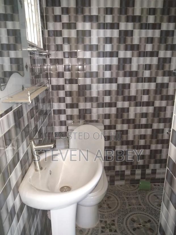2bdrm Apartment in Adom Agency, Teshie for rent · Photo 7