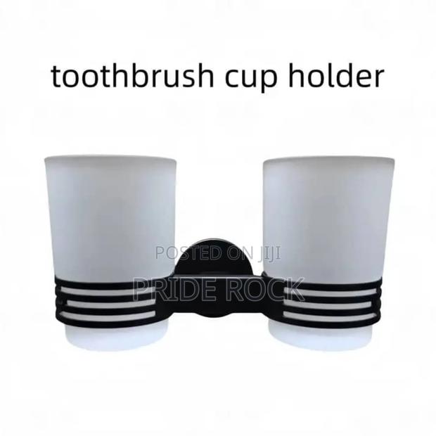 Double Tooth Brush and Paste Holder, Black · Photo 2