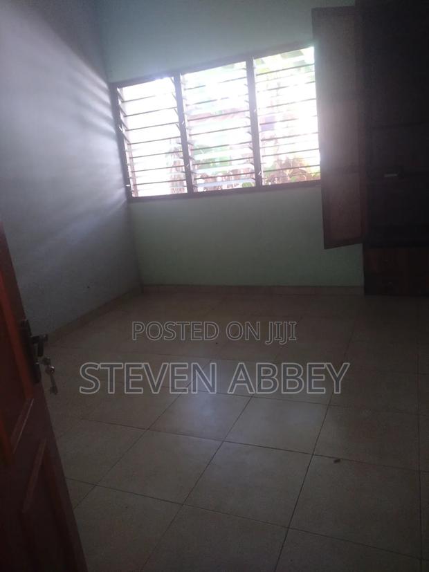 2bdrm Apartment in Adom Agency, Tsui-Bleoo for rent · Photo 5