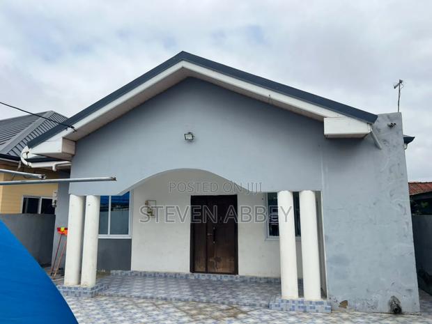 Furnished 3bdrm House in Adom Agency, Lashibi for rent · Photo 7
