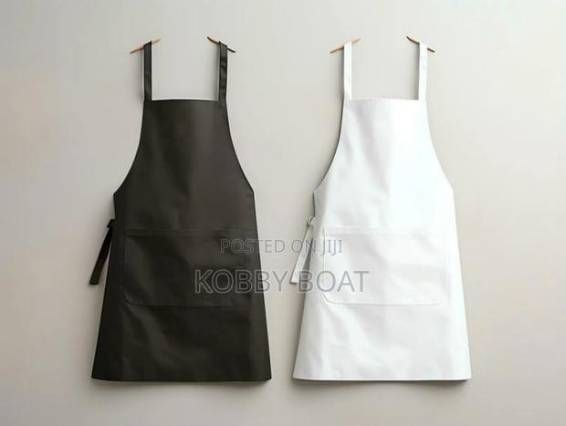 Simple Plain Aprons (Customisable) Non-Cotton · Photo 1
