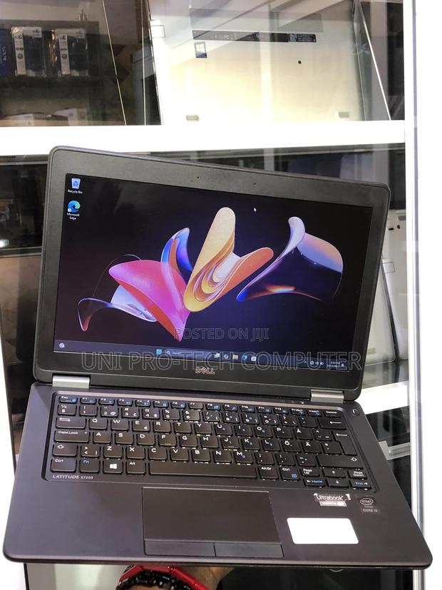 Laptop Dell Latitude 12 E7250 8GB Intel Core I5 SSD 256GB · Photo 1