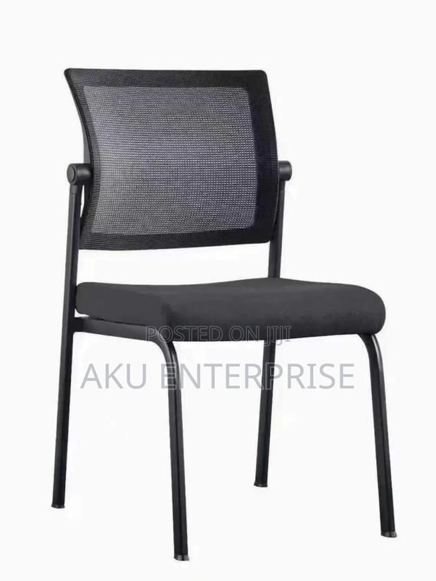 Office Stable Chair · Photo 1