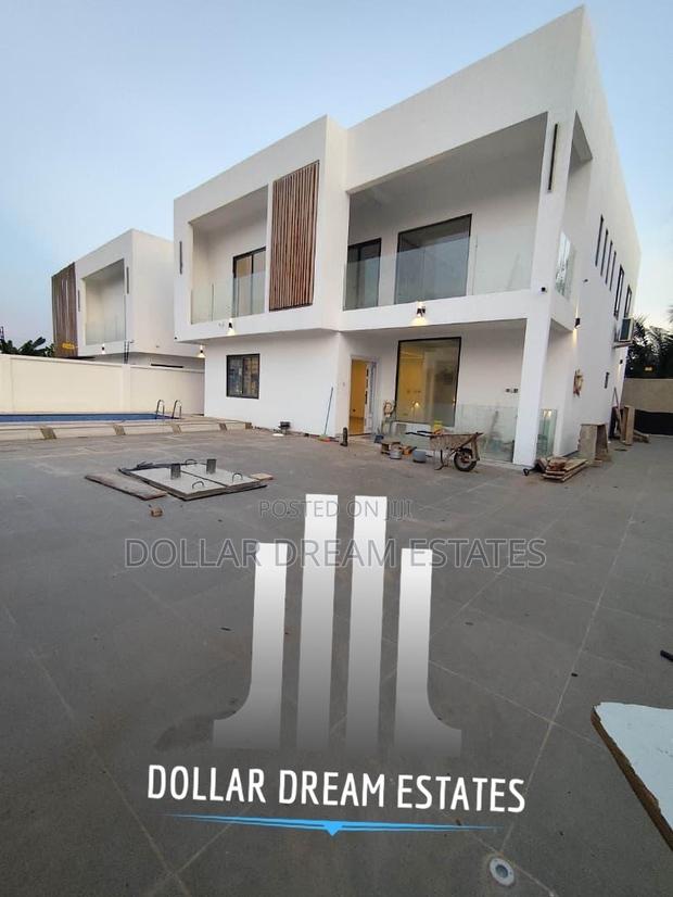 5bdrm House in East Legon for sale · Photo 1
