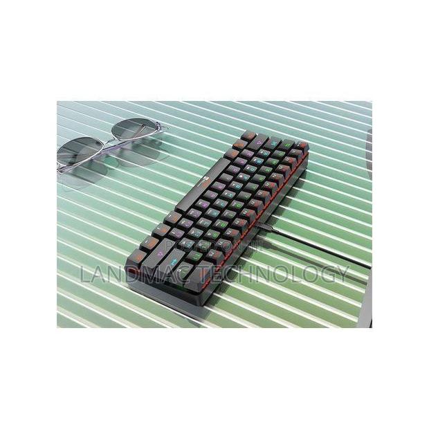 R8 Mechanical Keyboard 61-Key RGB Blue Switch Gaming Black · Photo 4