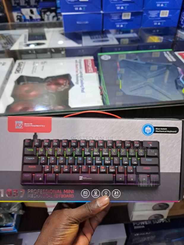 R8 Mechanical Keyboard 61-Key RGB Blue Switch Gaming Black · Photo 1