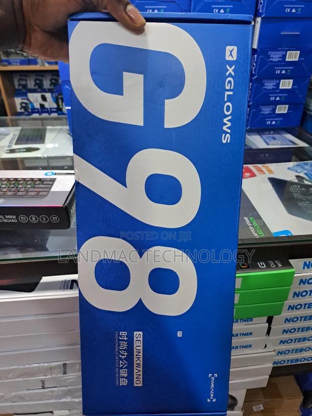 G98 RGB Gaming Keyboard · Photo 7